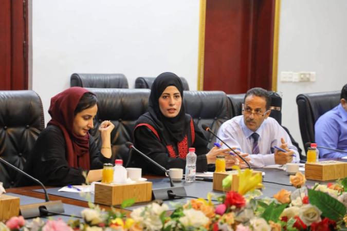 مؤسسة أوار للعدالة والتنمية تشارك في لقاء بعدن لمناقشة مبادرات شبابية لتعزيز النزاهة ومكافحة الفساد
